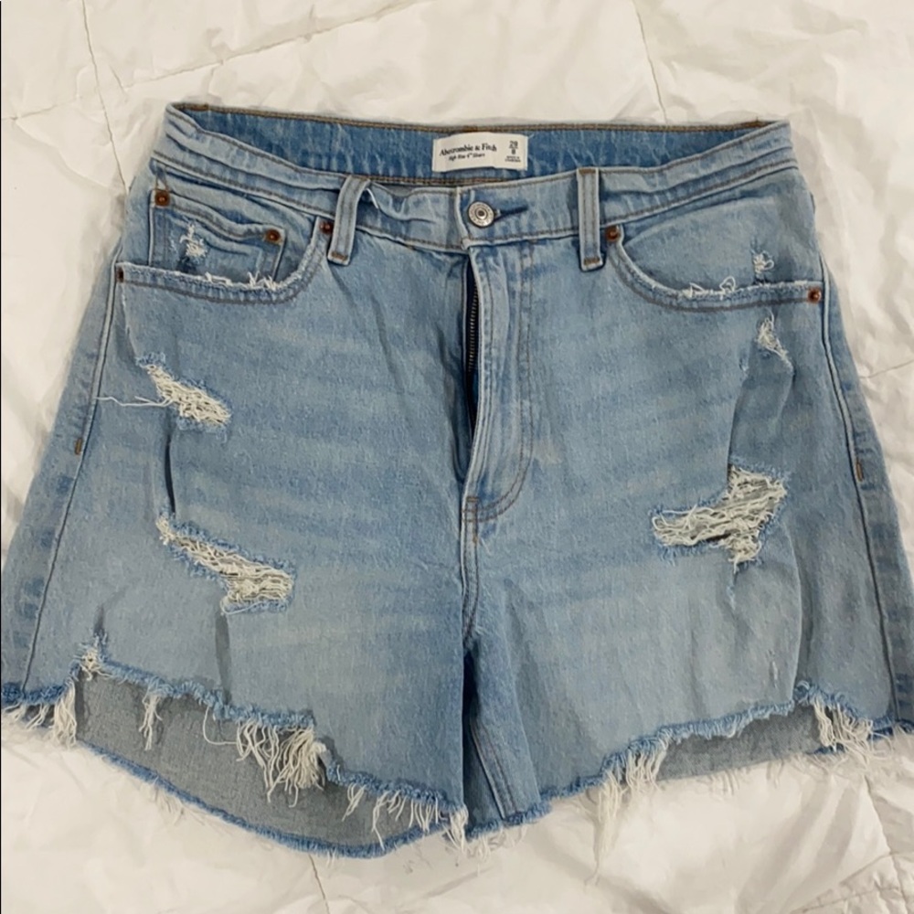 Abercrombie & Fitch Curve Love Short